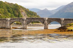 Le pont qui mène au château d'Eilean Donan
