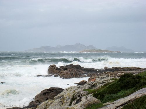 La mer déchaînée nous a cloués à Baiona quatre jours durant