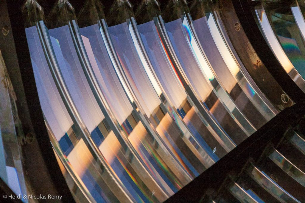 Le Farol Abrolhos s'allume à la nuit tombante, et nous avons la chance de le visiter