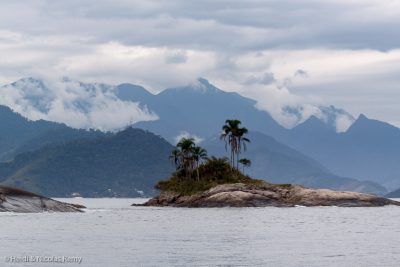 Les emblématiques Ilhas Botinas, sous un ciel pour le moins... menaçant !