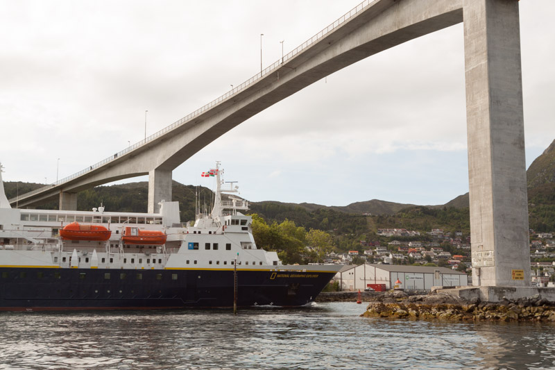 Le traffic commercial peut être important dans le chenal principal