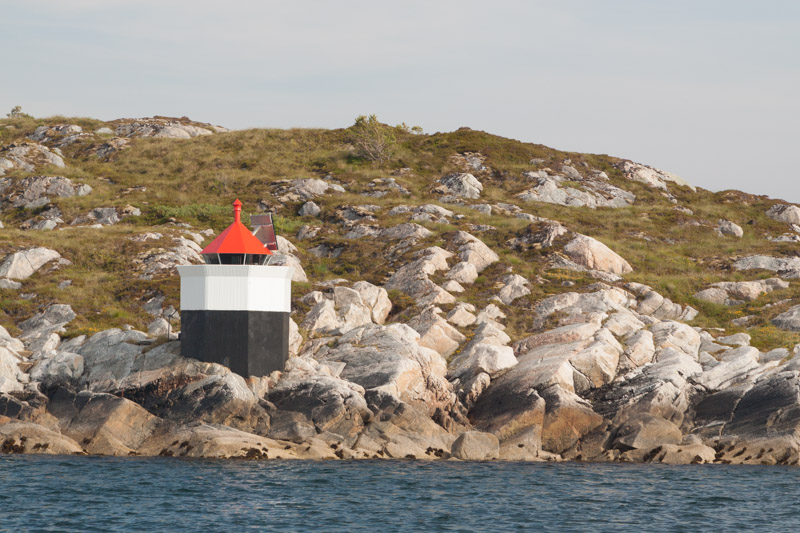 L'un des innombrables petits feux à secteurs, ici au nord de Kristiansund